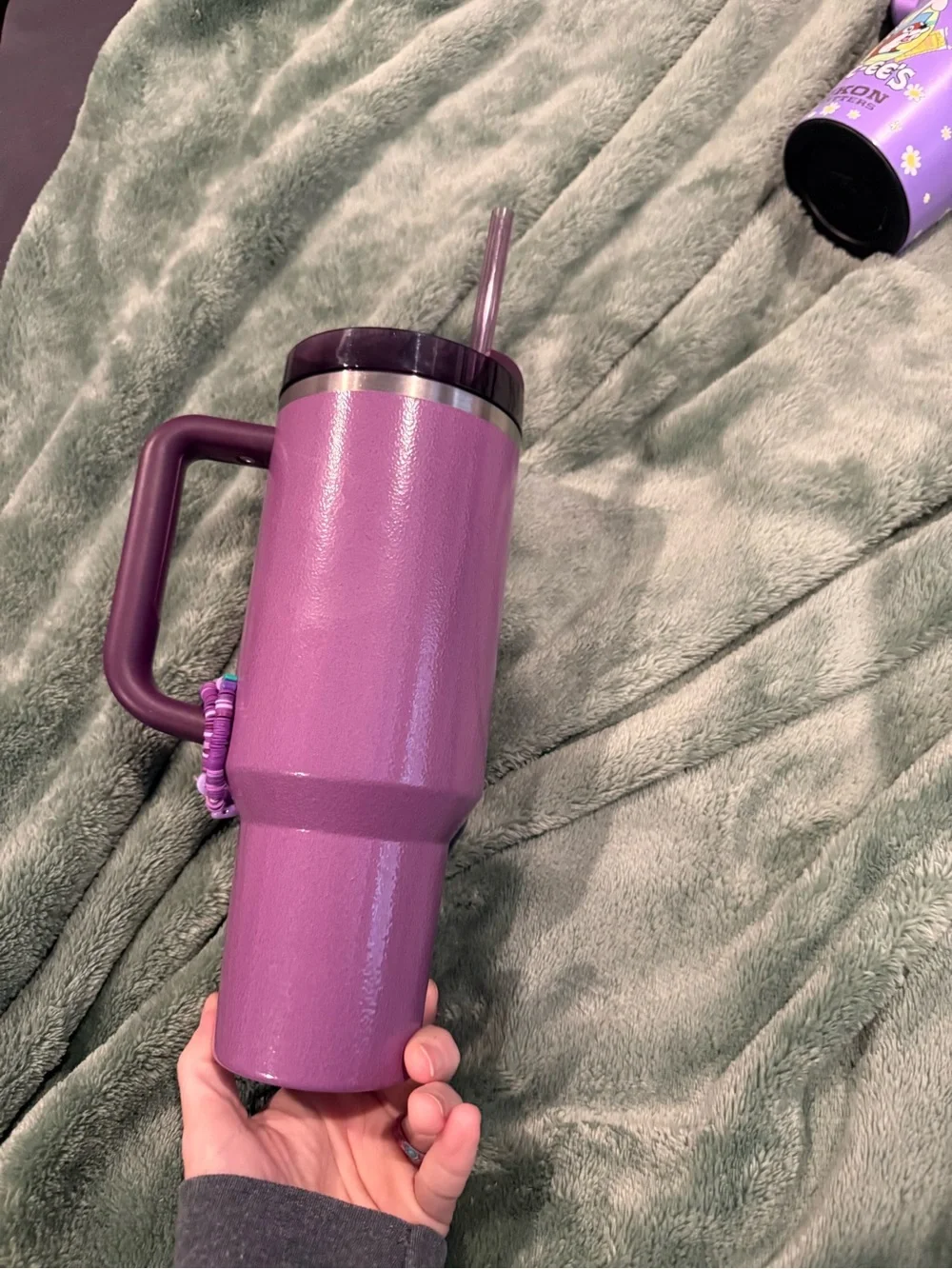 Stanley 40oz Hammertone Purple Insulated Tumbler with Handle and Straw and Charm - Picture 3 of 5